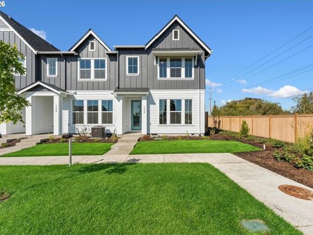 Townhouse for sale in Oregonia