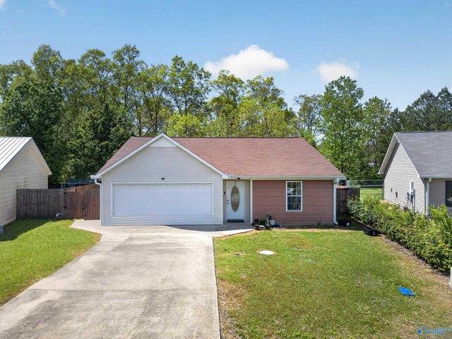 House for sale in Etowah, Alabama