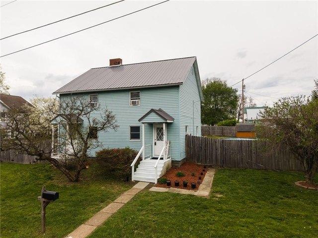 House for sale in Mount Pleasant, Pennsylvania