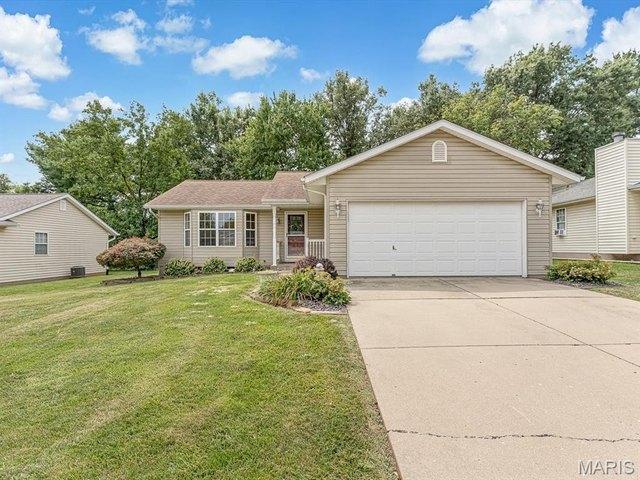 House for sale in Monroe, Illinois