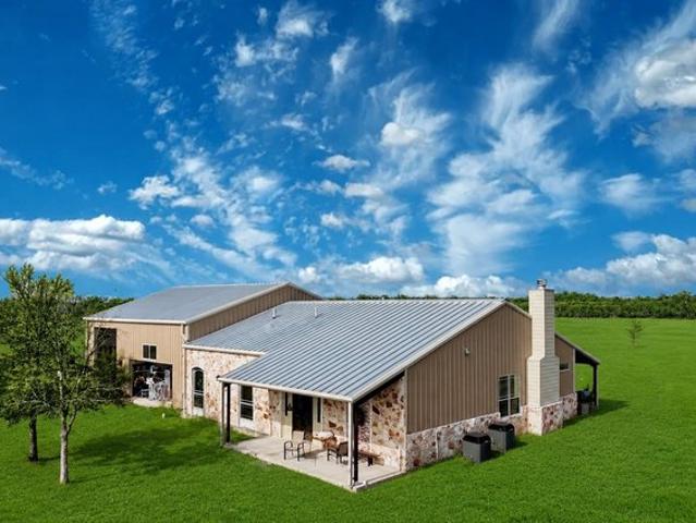 Farm for sale in Waelder, Texas