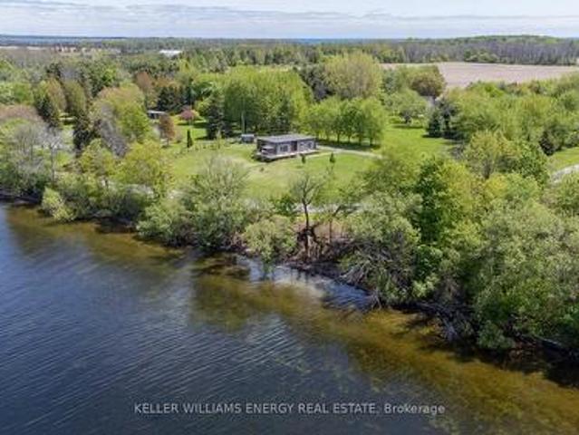 House for sale in Ontario