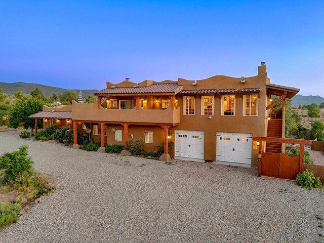 House for sale in El Prado, New Mexico