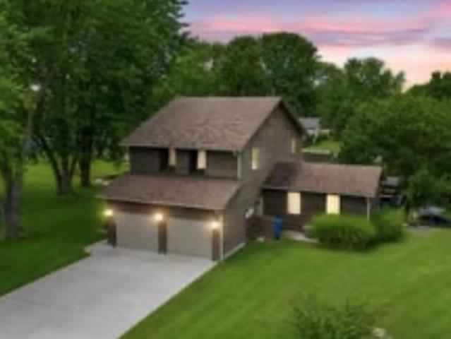House for sale in Edwardsville, Illinois