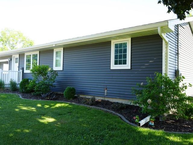 House for sale in Hawkeye, Iowa
