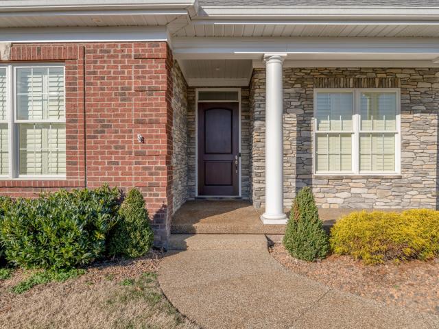 House for sale in Versailles, Kentucky