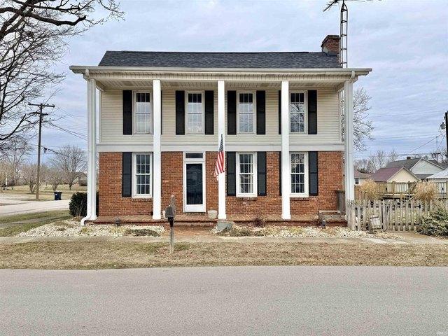 House for sale in Worthington, Indiana