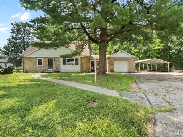 House for sale in Caseyville, Illinois