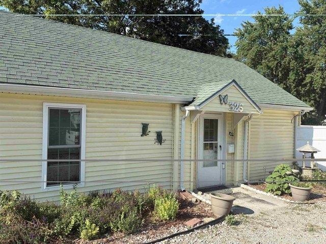 House for sale in Waterloo, Iowa