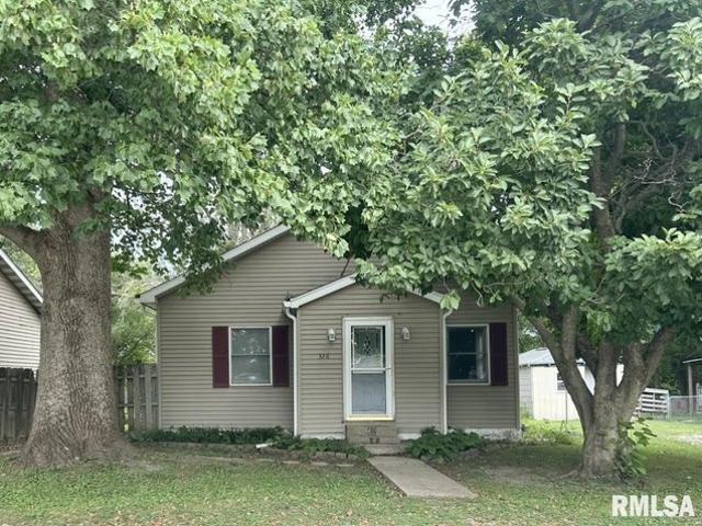 House for sale in Auburn, Illinois
