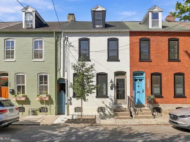 Townhouse for sale in Lancaster, Pennsylvania