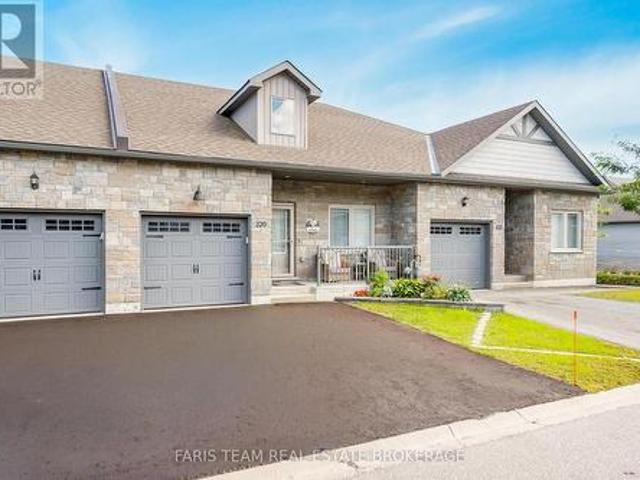 House for sale in Orillia, Ontario