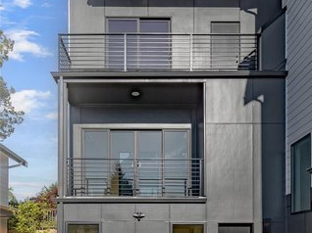 Condo for sale in Seattle, Washington