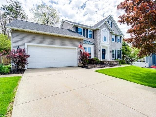 House for sale in Summit, Ohio