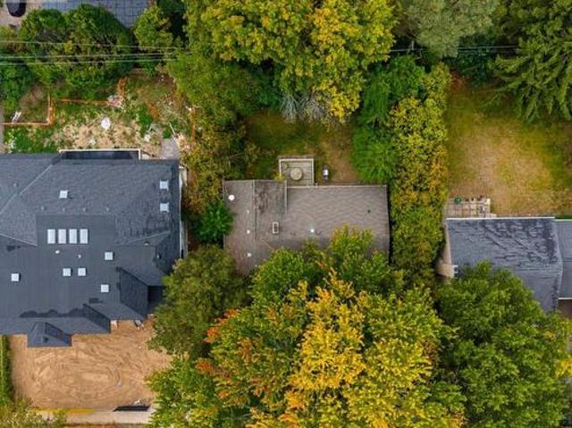 House for sale in Burlington, Golden Horseshoe