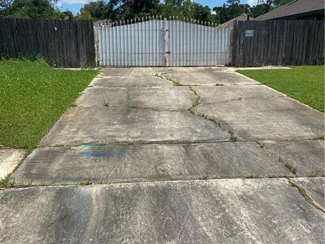 Land for sale in Slidell, Louisiana