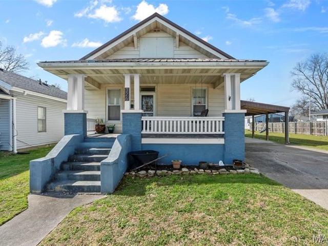 House for sale in Chaffee, Missouri