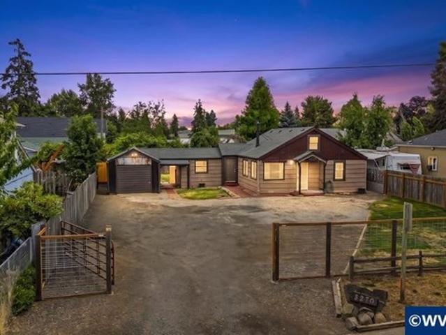 House for sale in Oregonia