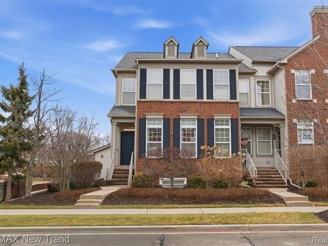 Condo for sale in Wixom, Michigan
