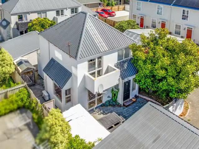 House for sale in Heathcote, Canterbury