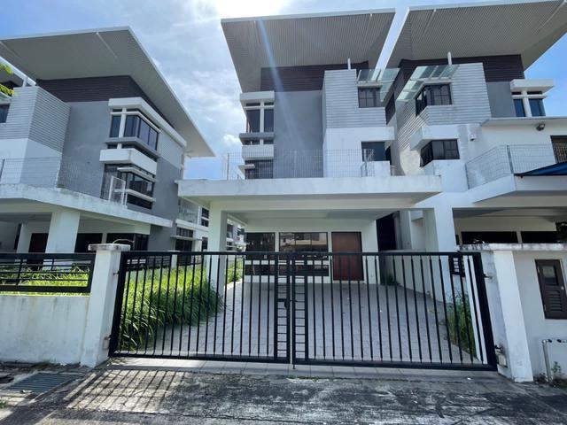 Residential House for sale in Selayang, Selangor