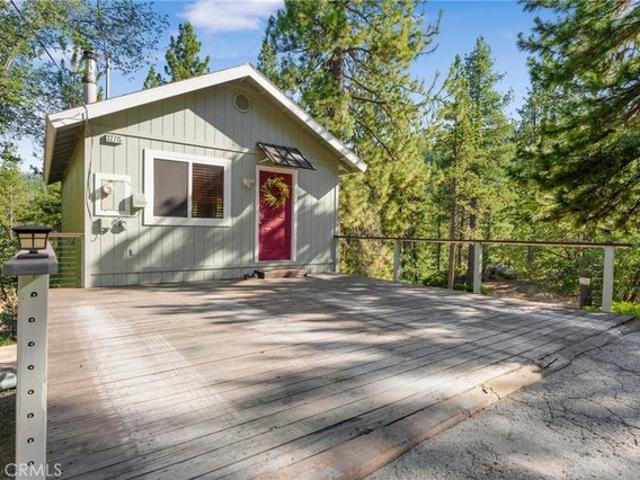House for sale in Green Valley Lake, California