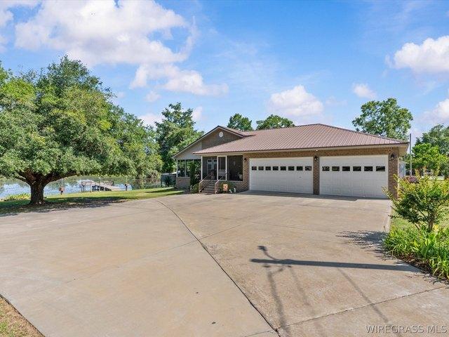 House for sale in Dozier, Crenshaw County