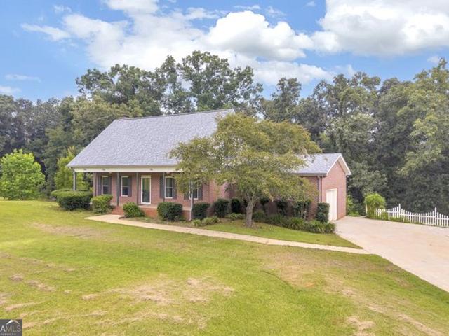 House for sale in Elbert, Georgia