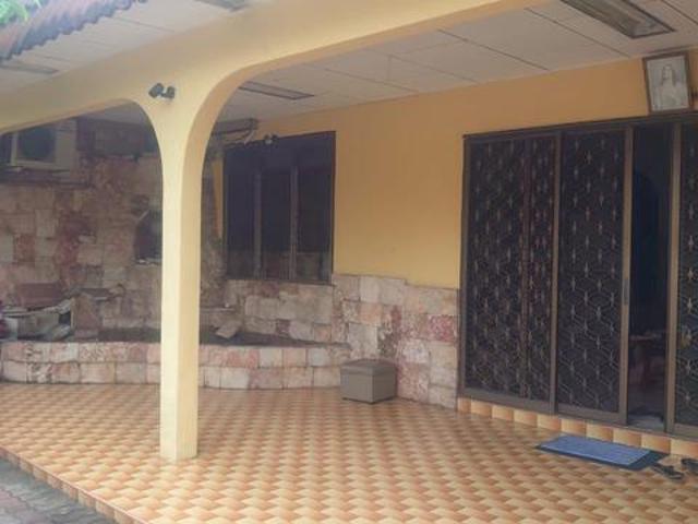 Residential House for sale in Malaka