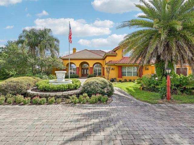 House for sale in Sorrento, Lake County