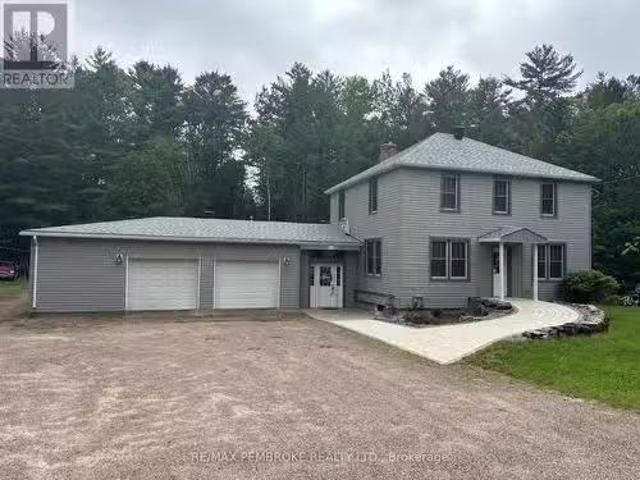 House for sale in Deep River, Eastern Ontario