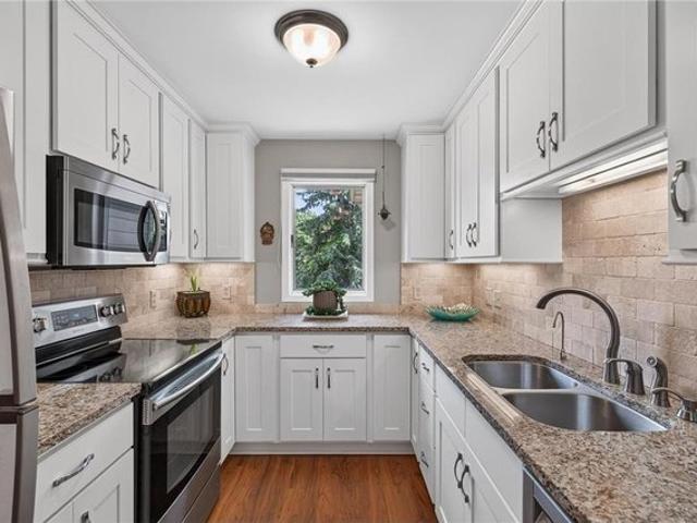 Condo for sale in Inver Grove Heights, Minnesota