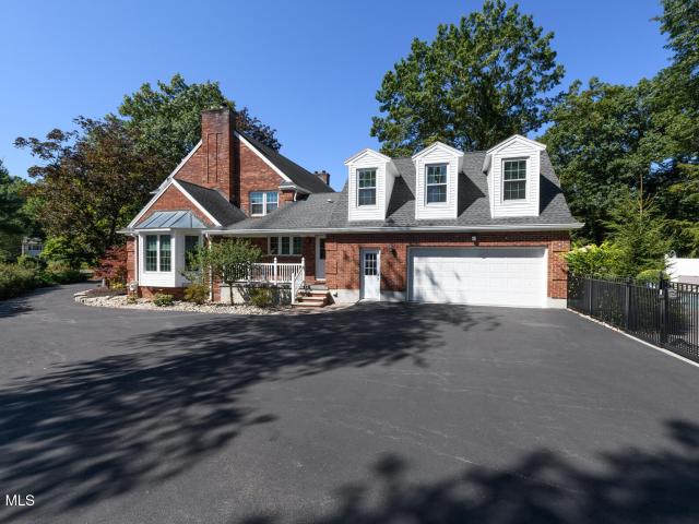 House for sale in Guilderland, New York