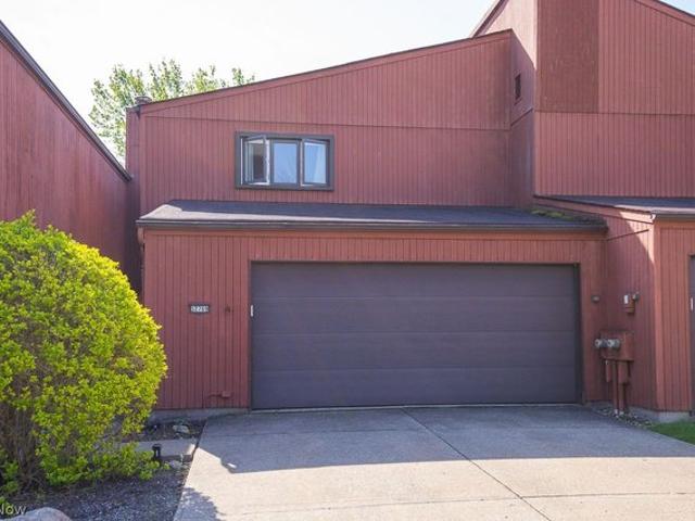 Condo for sale in North Ridgeville, Ohio