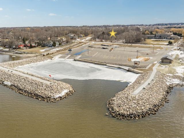 Land for sale in Nicolet Drive, Green Bay