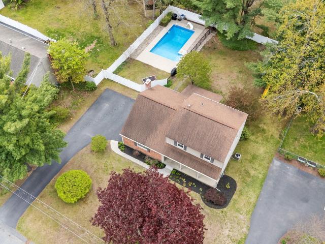 House for sale in Guilderland, New York