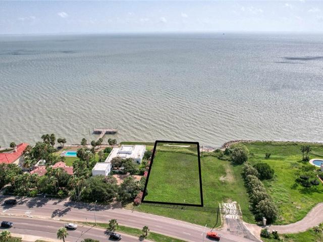 Land for sale in Corpus Christi