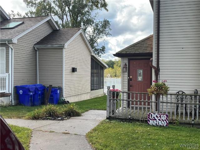 Property for rent in West Seneca, New York