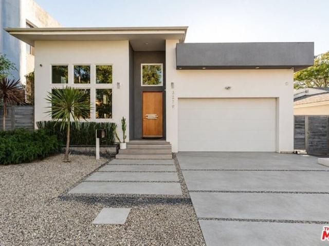 House for sale in Palms, Los Angeles