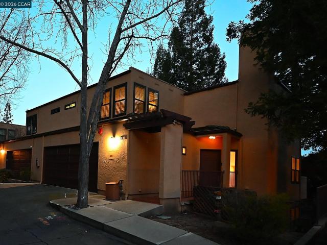 Townhouse for sale in Lafayette, California