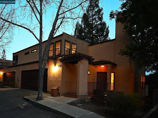 Townhouse for sale in Lafayette, California