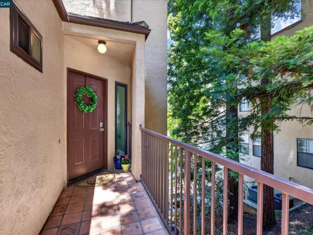 Townhouse for sale in Lafayette, California
