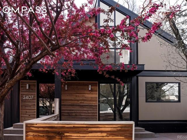 House for sale in Arapahoe, Colorado