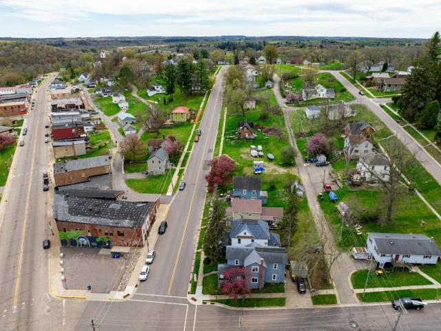 House for sale in Juneau, Wisconsin