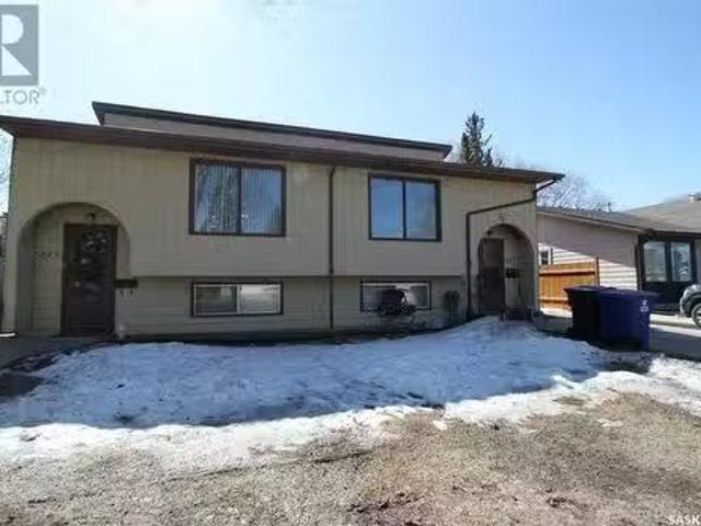House for sale in Saskatoon, Saskatchewan