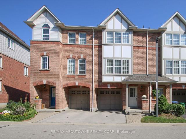 Condo for sale in Woburn, Ontario