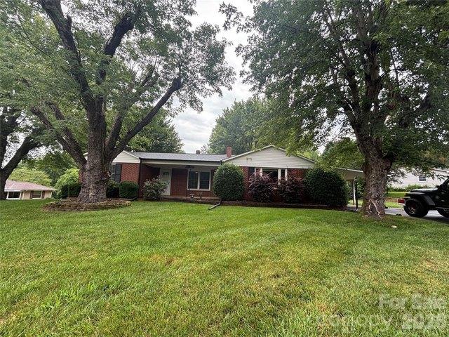 House for sale in Lenoir, North Carolina