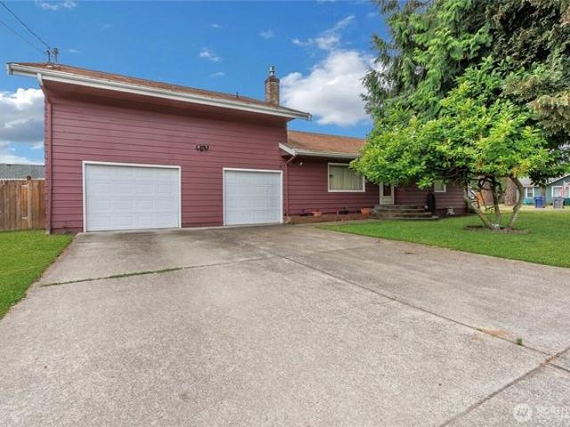 House for sale in Pacific, Washington