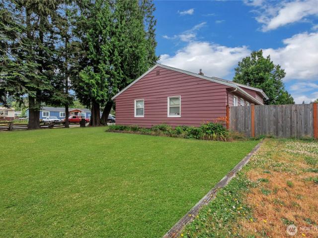 House for sale in Pacific, Washington