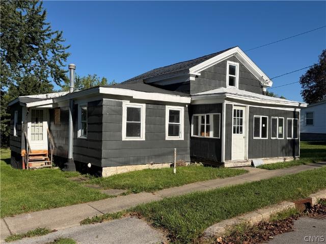 House for sale in City of Oswego, Oswego County
